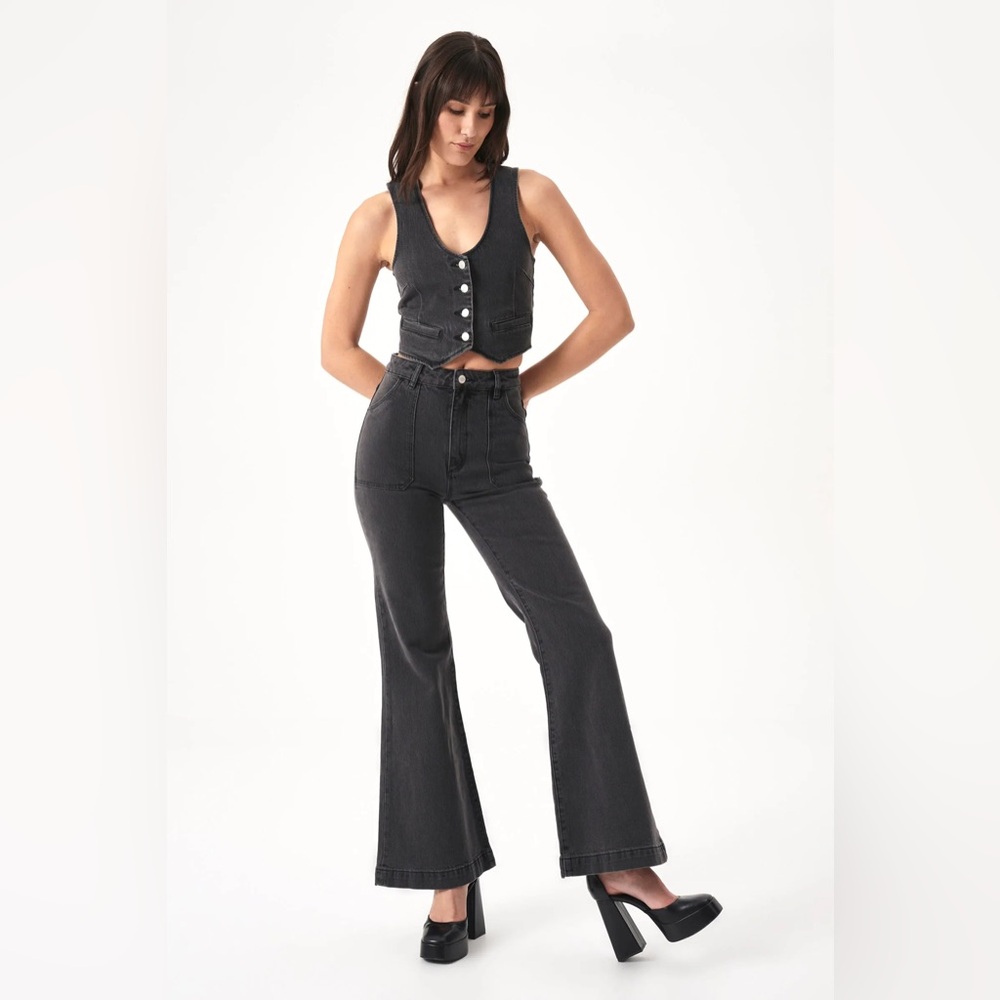 Rolla’s Eastcoast Flare Brad Black Size 29 (US 8)